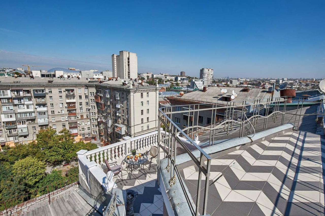 Уникальный Двухуровневый Пентхаус С Террасой Apartment Kharkov Ngoại thất bức ảnh